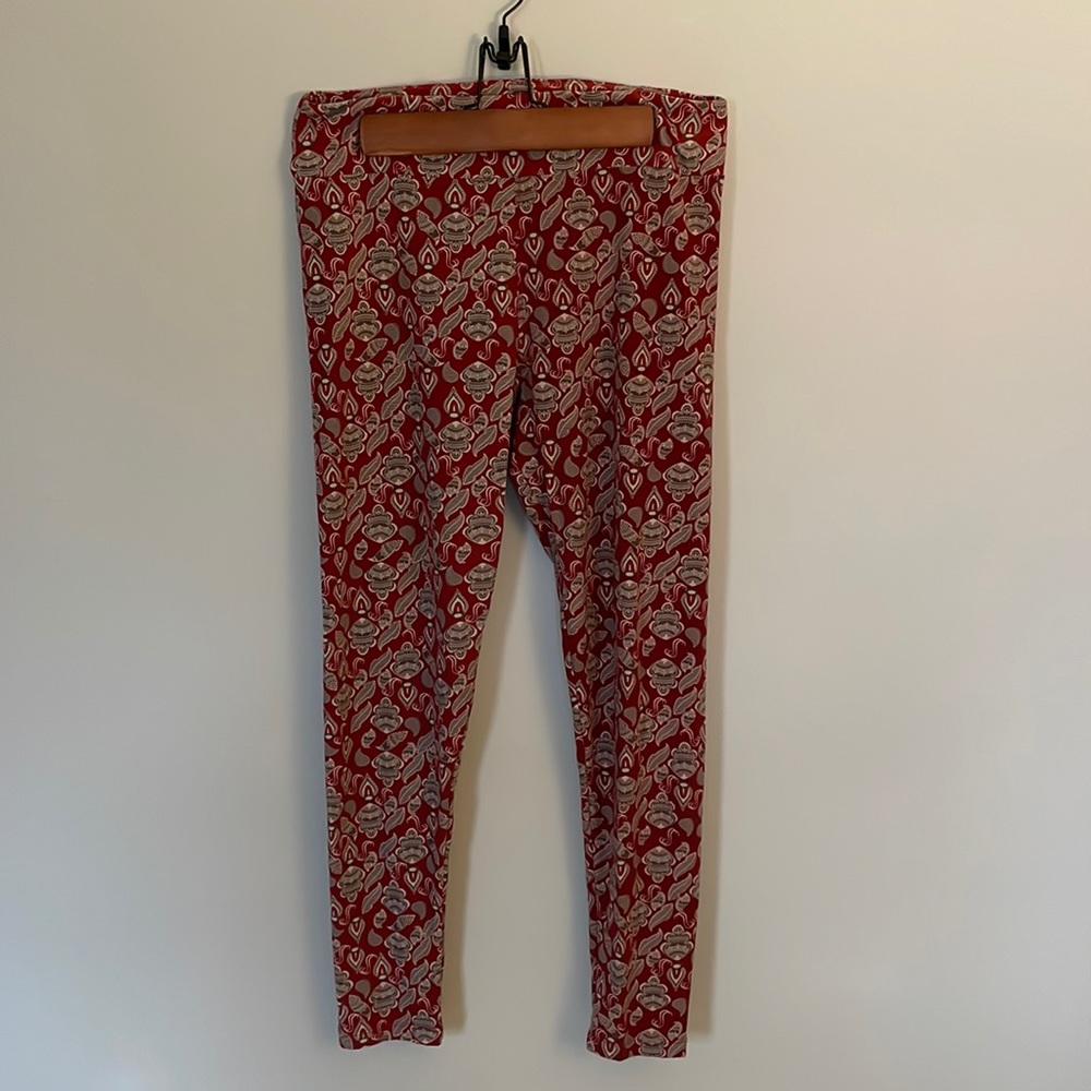 LuLaRoe Women’s Legging Size Tall and Curvy